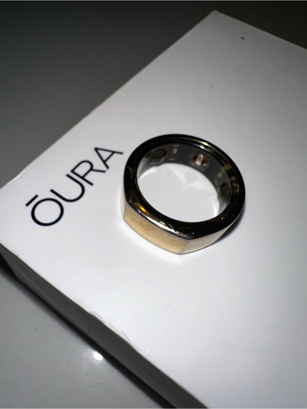 Oura Ring Gen3 Heritage Gold (US Size 8)